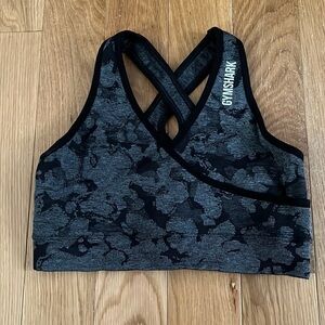 Gymshark Adapt Sport Bra S Women’s Camo Gray Activewear